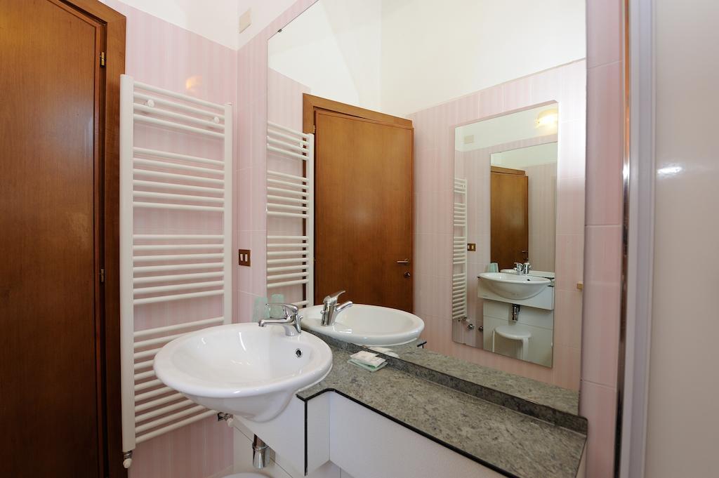 Hotel San Sebastiano Perugia Kamer foto