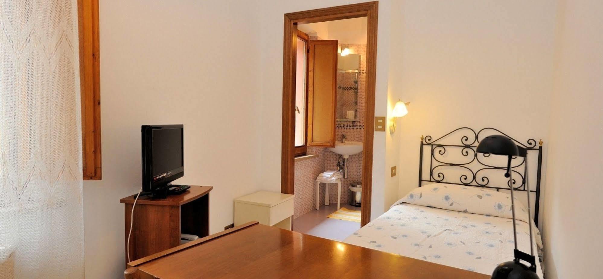 Hotel San Sebastiano Perugia Buitenkant foto