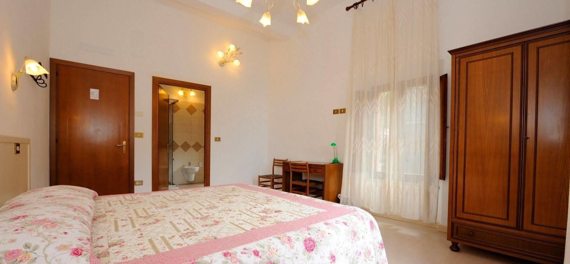 Hotel San Sebastiano Perugia Buitenkant foto